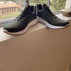 Men’s Hunter Green Saucony Shoes